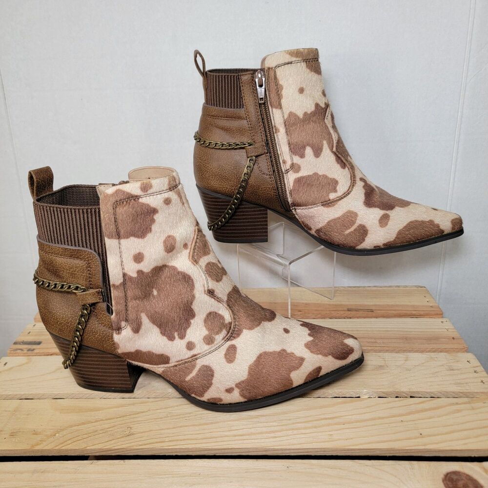 Comfort EST. 1946 Ankle Boots Brown Faux Cow Hide Med Heel - Size 9W
